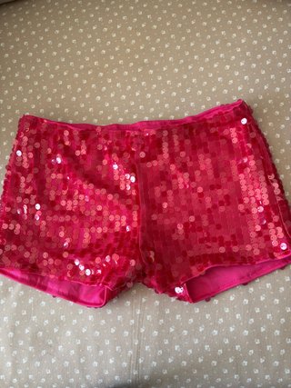 Shorts de Lentejuelas Fucsia