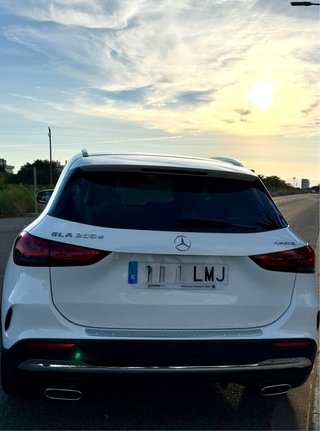 Mercedes-Benz GLA 2021
