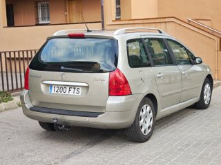 PEUGOET 307 SW 7 PLAZAS UN AÑO DE GARANIA INLUIDA