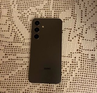 Samsung S24