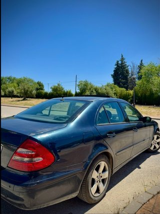 Mercedes-Benz Clase E 2004