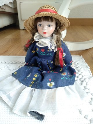 Muñeca porcelana antigua