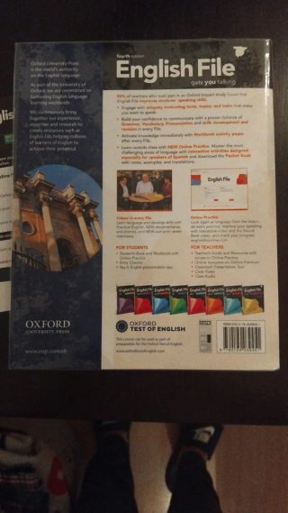 Libro English File B2.2