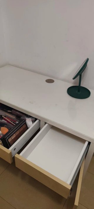 Escritorio Ikea Blanco y Madera