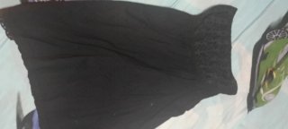Ropa de mujer negra