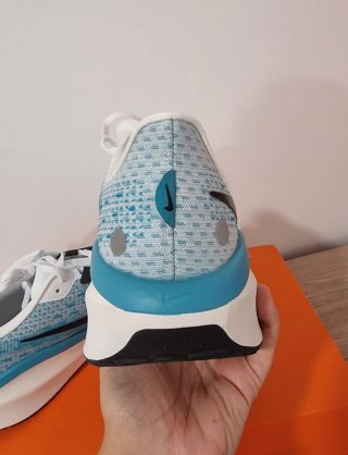 Nike Vomero 17 Talla 45.5