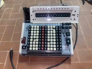 Calcolatrice Elettromeccanica Mercedes Euklid M37M