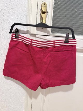 Pantalón corto Adidas rojo
