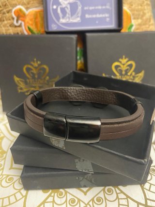 Pulsera YELUWA de Cuero y Acero