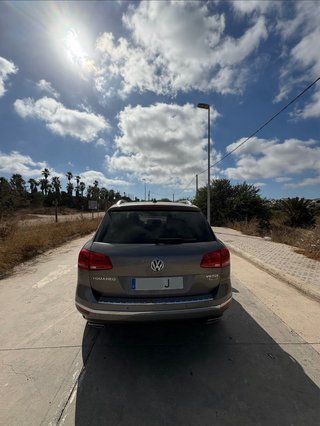 Volkswagen Touareg V6