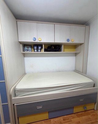 Habitación Infantil con Armario Esquinero