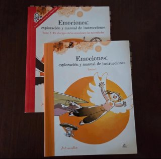 Emociones: Exploración y Manual de Instruccione...