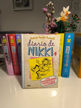 Diario de Nikki Una patinadora sobre hielo algo...