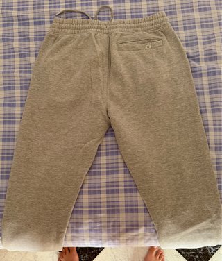Pantalón de chándal gris Lefties