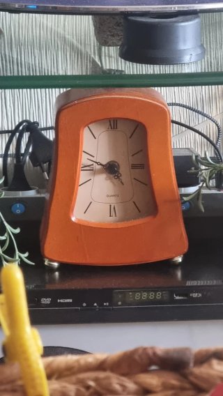 Reloj de mesa y pared