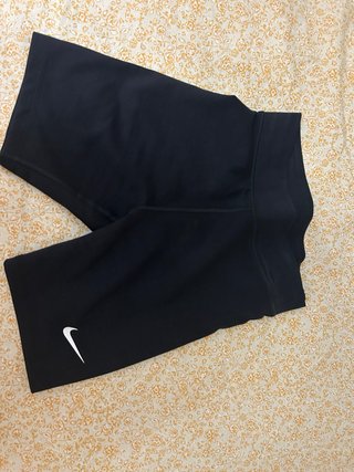 Mallas cortas Nike negras