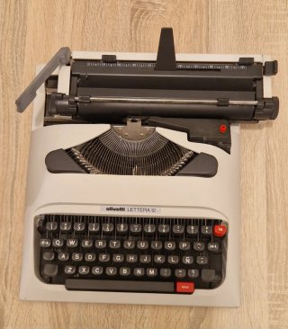 Máquina de escribir Olivetti Lettera 12 Vintage