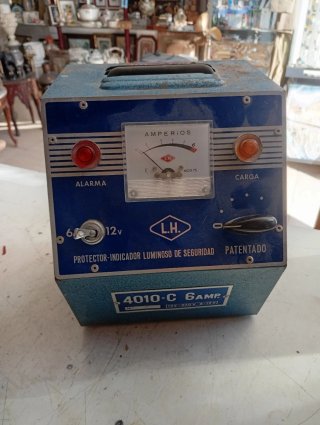 Cargador Batería L.H. 4010-C 6AMP