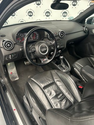 Audi A1 2011