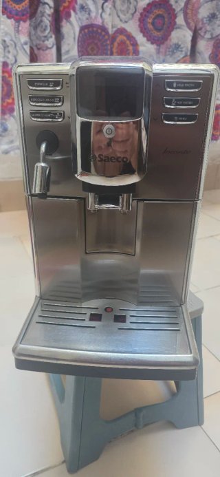 Cafetera Saeco Incanto