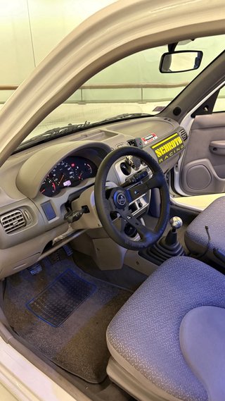 Nissan Micra 2001