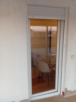 Puerta de PVC con persiana 208x90 cm
