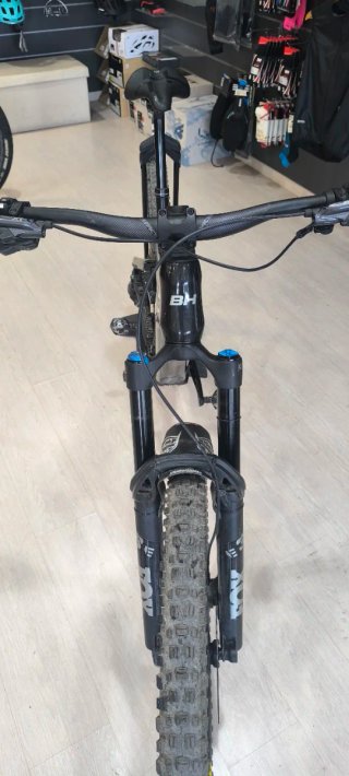 Bicicleta eléctrica Enduro BH ILYNX+ Carbon