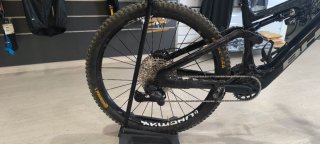 Bicicleta eléctrica Enduro BH ILYNX+ Carbon