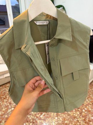 Chaleco Stradivarius Verde Oliva Talla L