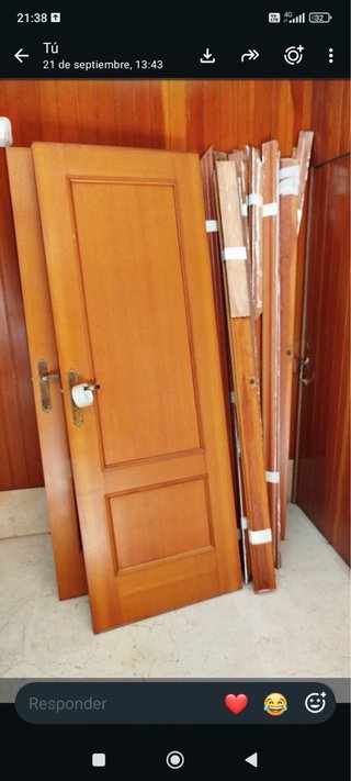 Puertas de madera maciza con cristal