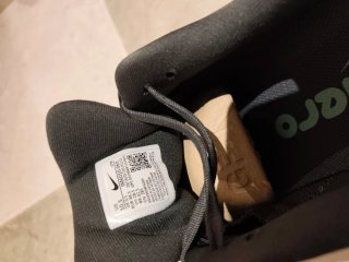 Nike Vomero 18 ZoomX