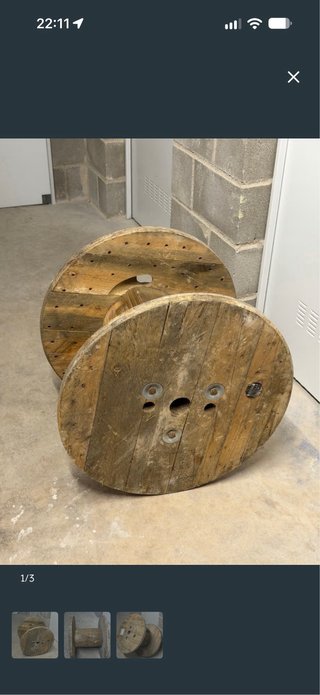 Bobina de madera grande