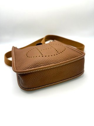 Bolso Hermès Evelyne 16