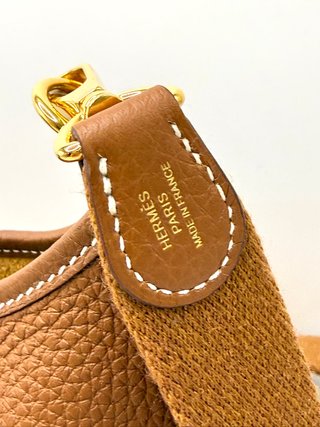 Bolso Hermès Evelyne 16