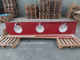 Lavabo Triple con Encimera Roja