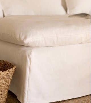 Sofá Decowood blanco tela y madera Usado 1 mes