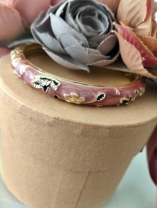 Pulsera Tailandesa Esmaltada Rosa y Dorado