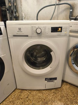 Lavadora Electrolux 8kg 1200rpm Clase A+++