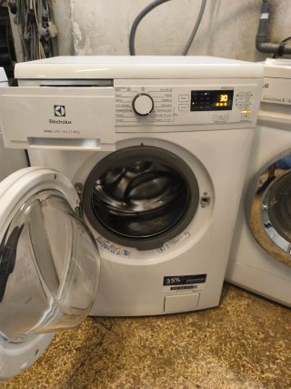 Lavadora Electrolux 8kg 1200rpm Clase A+++