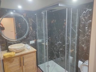 ALBAÑILERÍA • Reformas •
