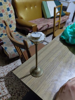 Candelabro Antiguo de Latón