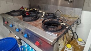 2 Freidoras + Cocina 5 fuegos Wok y una plancha