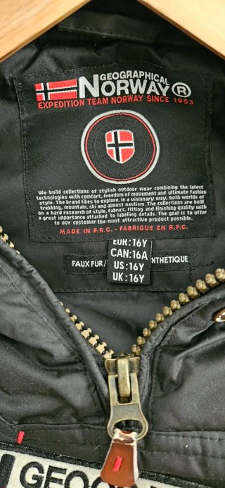 Abrigo Geographical Norway Negro