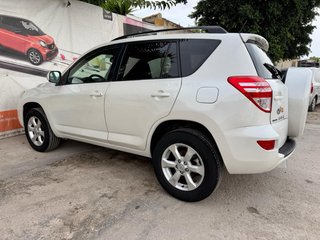 Toyota RAV4 2011