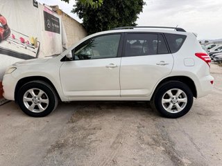 Toyota RAV4 2011