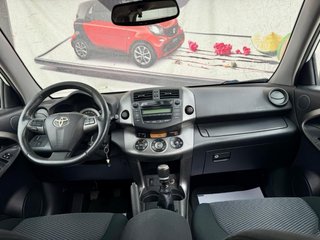 Toyota RAV4 2011