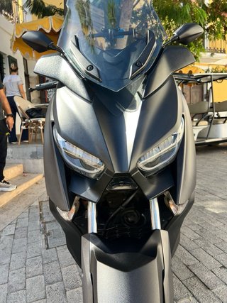 Yamaha X-Max 300  menos de 5000km
