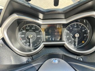 Yamaha X-Max 300  menos de 5000km
