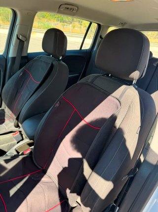 Opel Zafira Tourer 2013