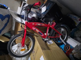 Bicicleta infantil roja Cars